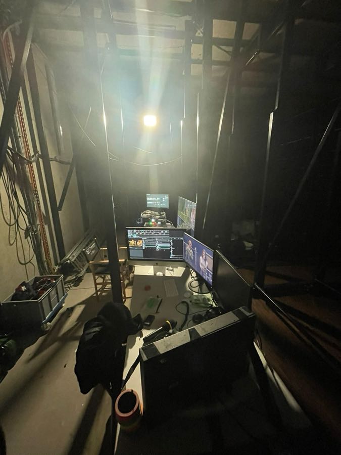 Live TV & Broadcasting – production still 35